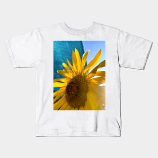photo sunflower for ukraine Kids T-Shirt
